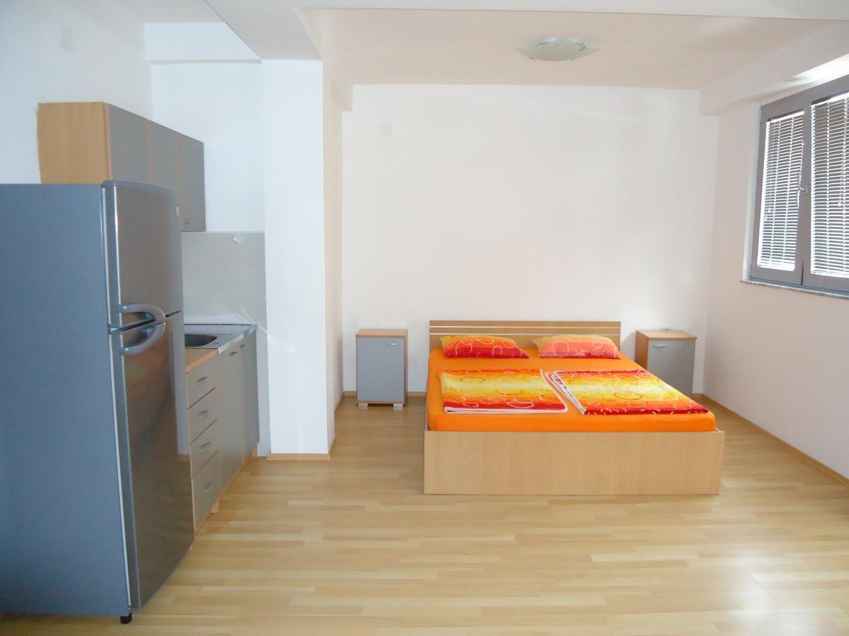 Apartments Stefanel Ohrid For Family And Couples Only Buitenkant foto